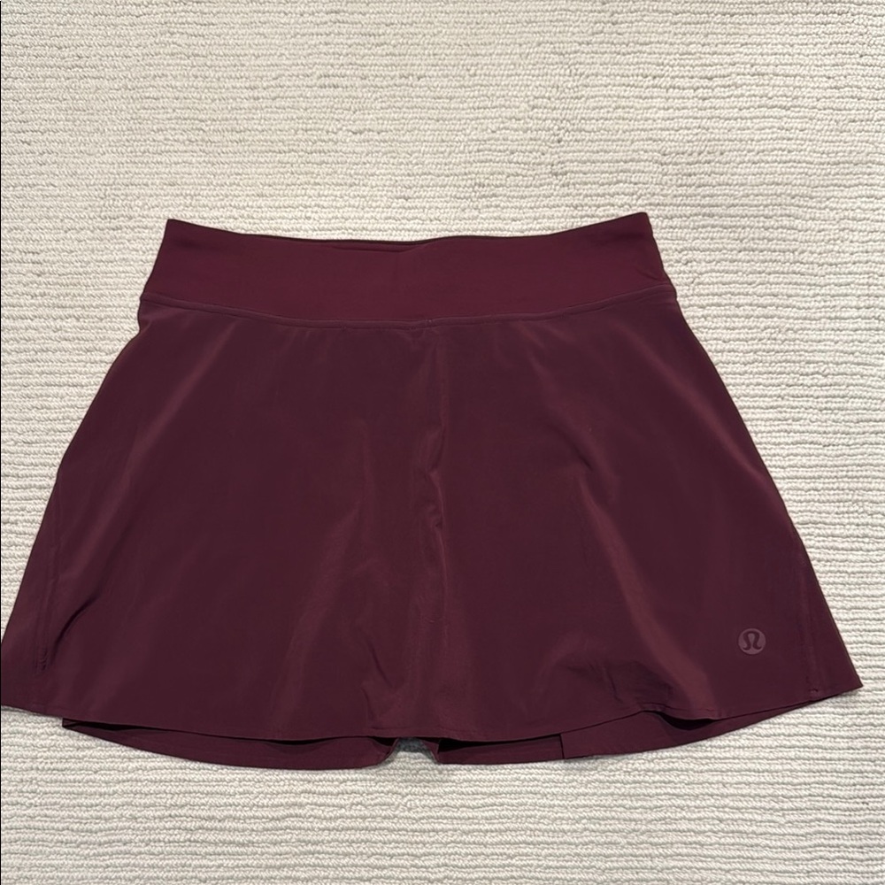 Lululemon lightweight high rise tennis skirt in maroon